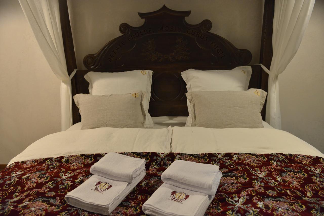 Folvark Gvozd Otel Kamenyuky Dış mekan fotoğraf