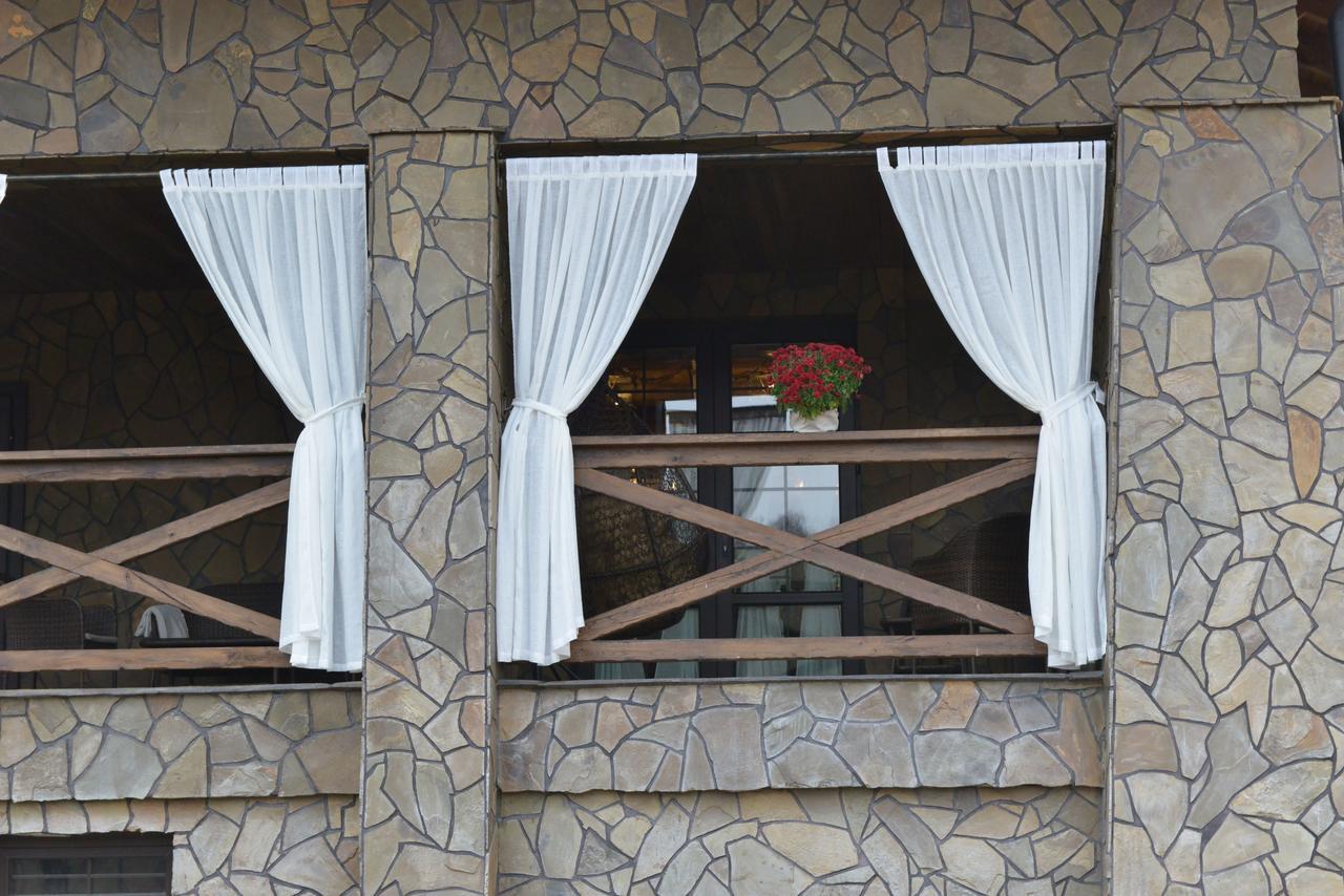 Folvark Gvozd Otel Kamenyuky Dış mekan fotoğraf