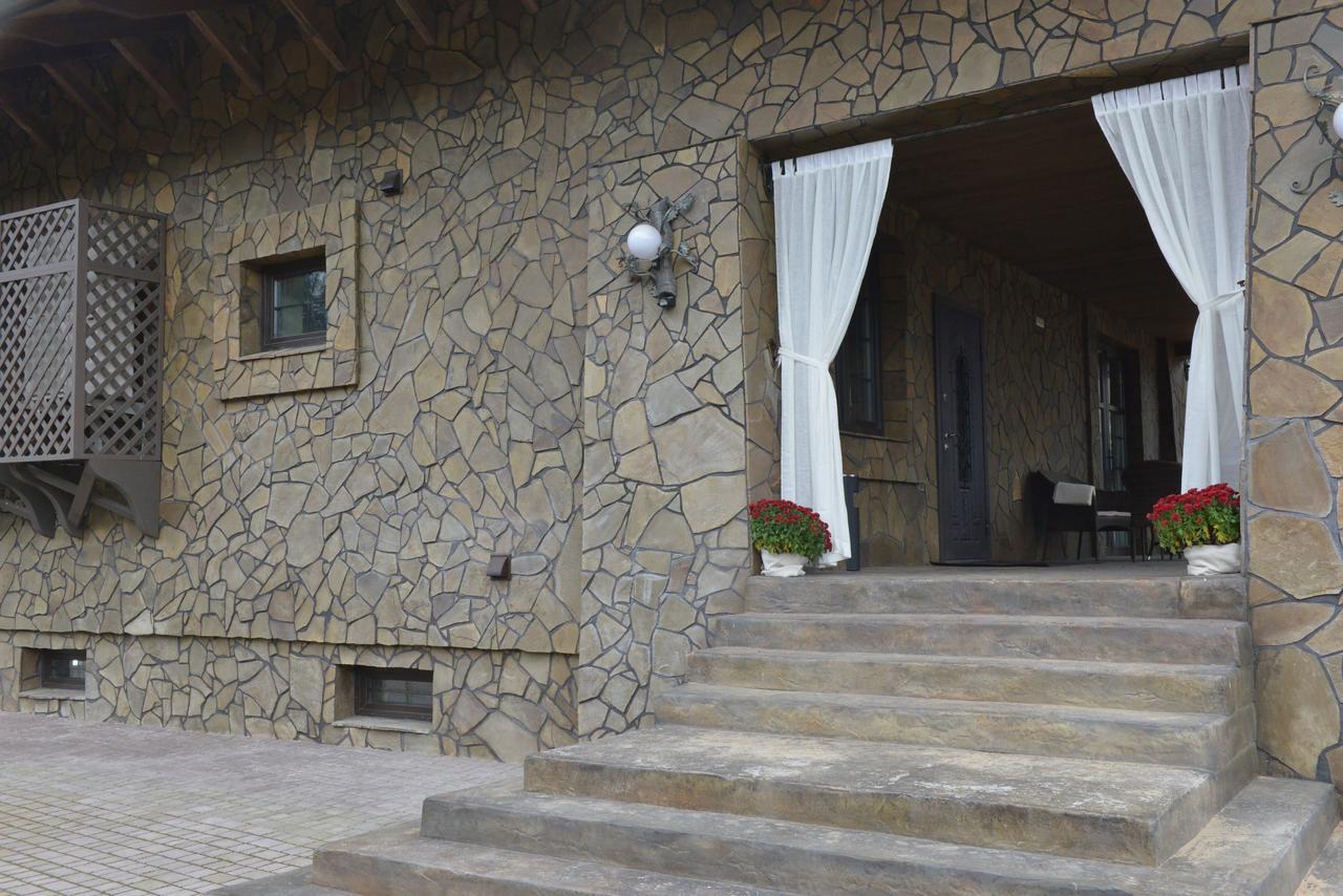 Folvark Gvozd Otel Kamenyuky Dış mekan fotoğraf