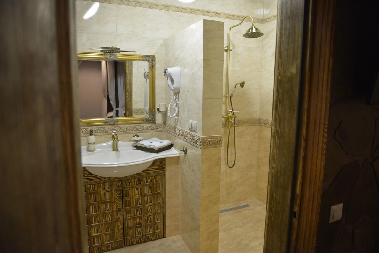 Folvark Gvozd Otel Kamenyuky Dış mekan fotoğraf