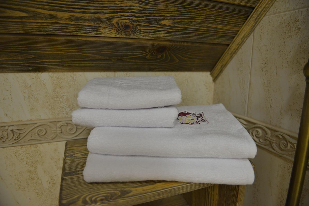 Folvark Gvozd Otel Kamenyuky Dış mekan fotoğraf